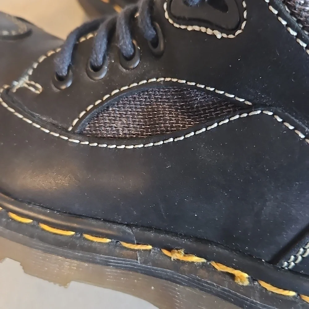 Dr Martens Youth Boots